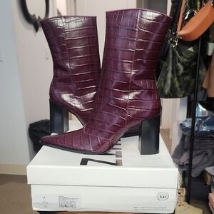 SCHUTZ LEATHER FAUX CROC BLOCK HEEL